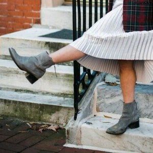 Sylven New York Anne Charcoal Black Leather Zip Boots Womens Size 8.5